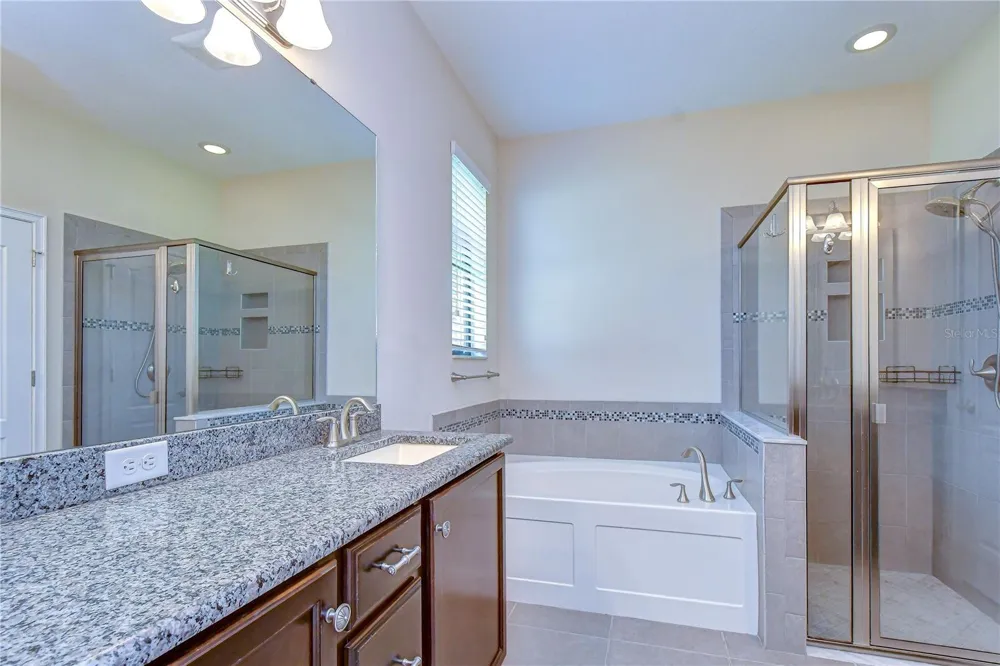 826 VINO VERDE CIRCLE Brandon, FL 33511