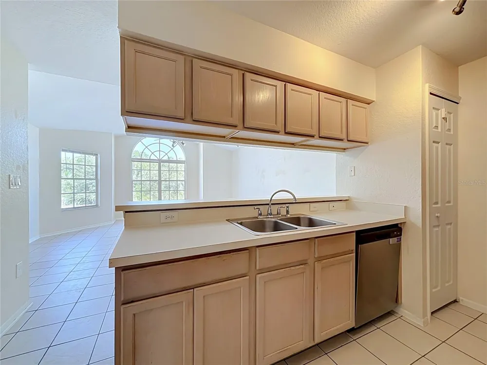 2332 PRIME CIRCLE #B Kissimmee, FL 34746
