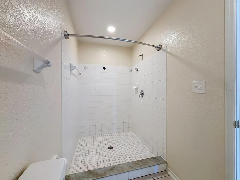 2332 PRIME CIRCLE #B Kissimmee, FL 34746