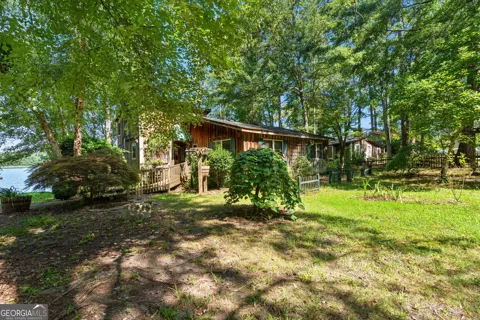30 Peachtree DR