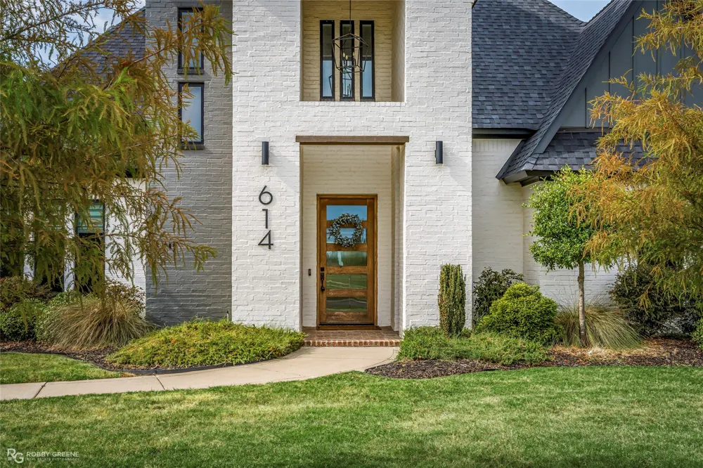 614 Corinth Circle Bossier City, LA 71111