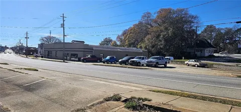 507 & Center Street