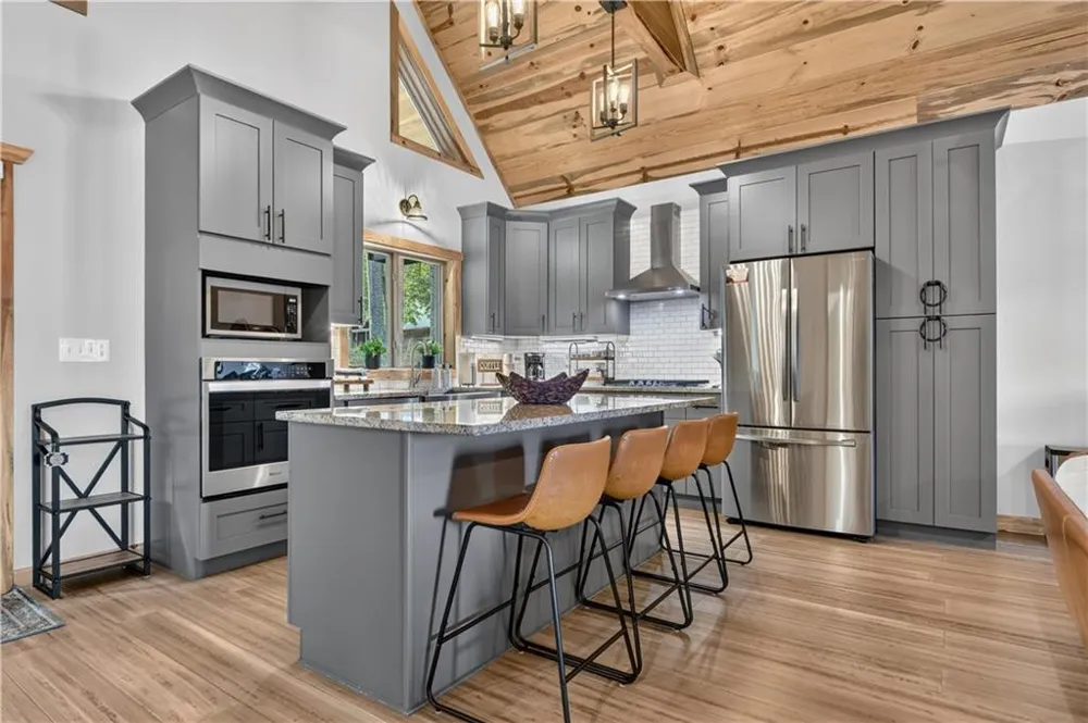 518 Mango Lane Ellijay, GA 30540