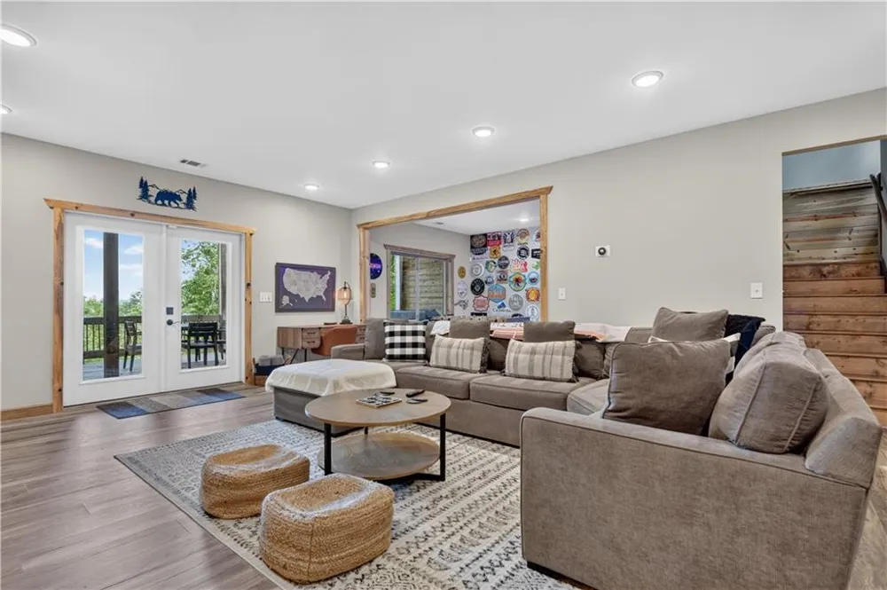 518 Mango Lane Ellijay, GA 30540