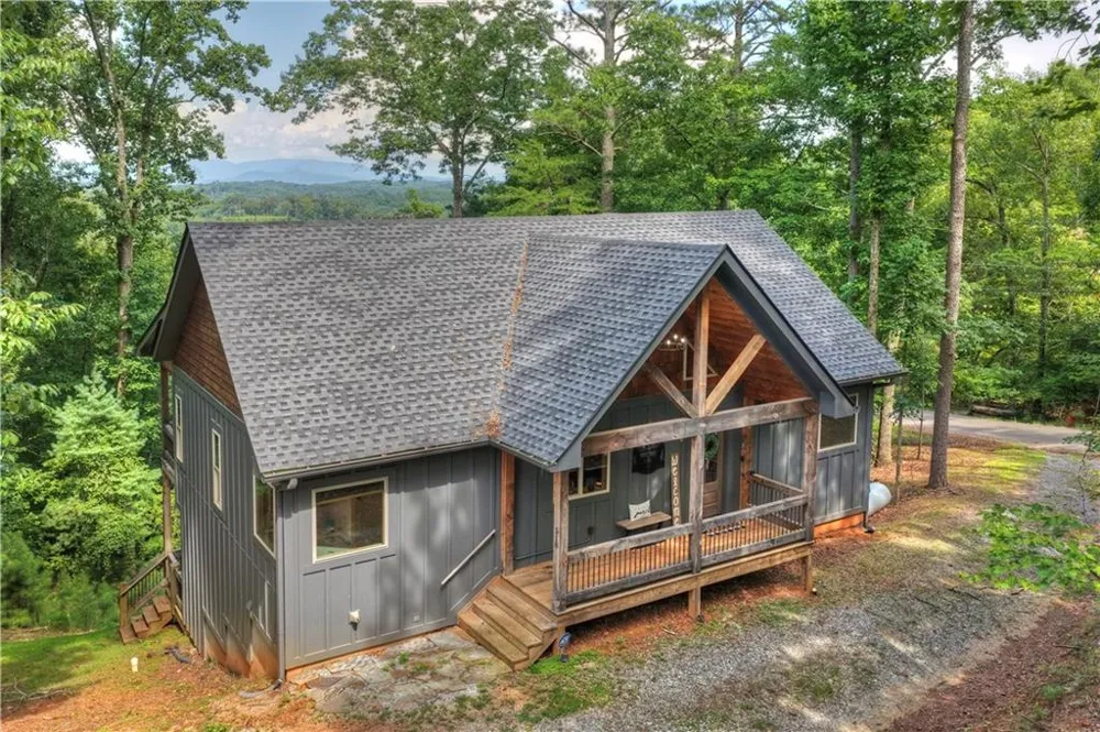 518 Mango Lane Ellijay, GA 30540