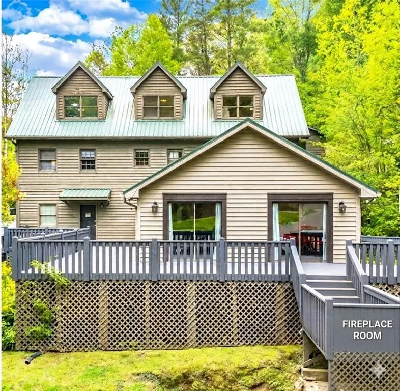 518 Mango Lane Ellijay, GA 30540