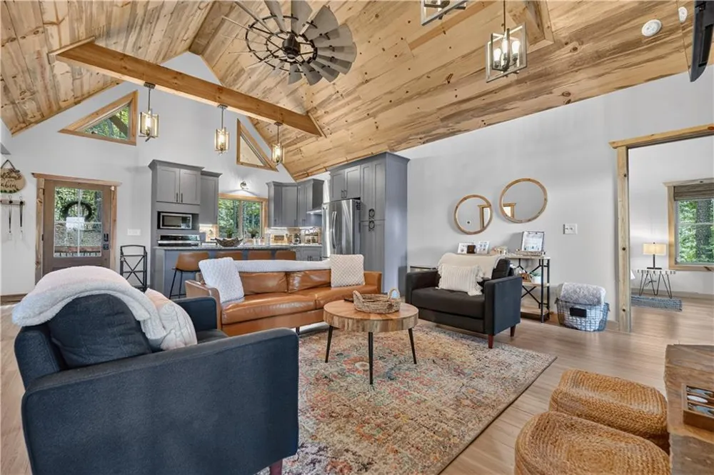 518 Mango Lane Ellijay, GA 30540