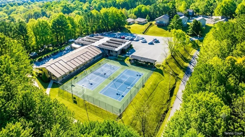 518 Mango Lane Ellijay, GA 30540