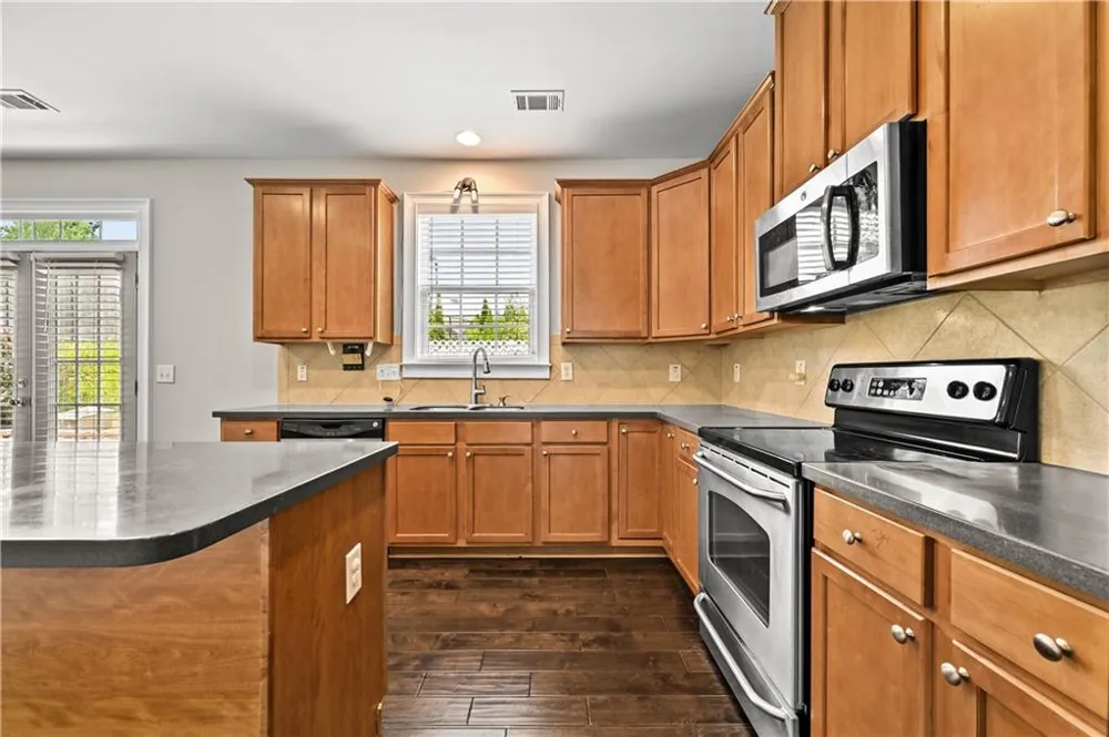 523 Misty Meadow Place Lilburn, GA 30047