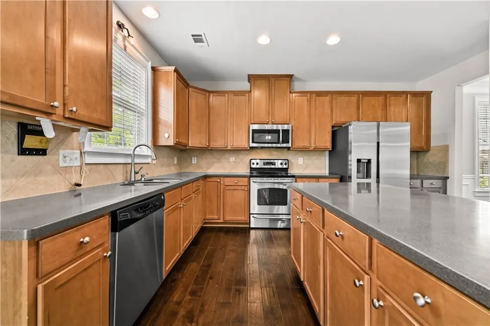 523 Misty Meadow Place Lilburn, GA 30047