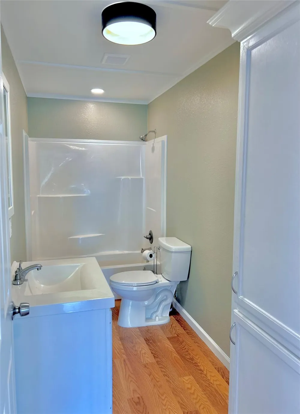 927 27th Street San Leon, TX 77539