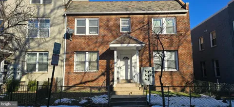 1516 F STREET NE #3