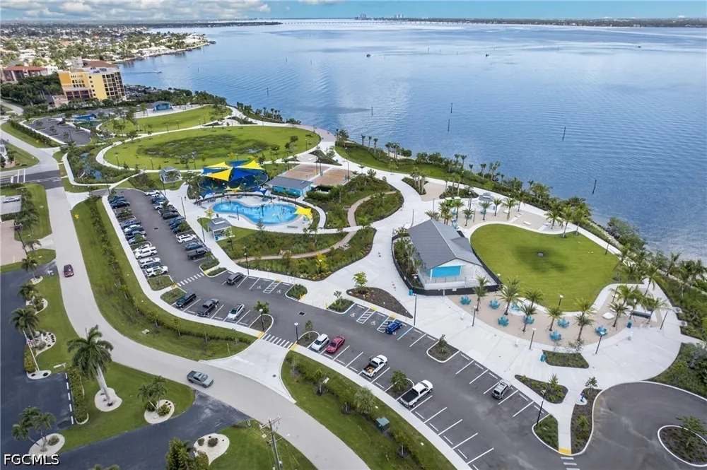 SE 19th Avenue #203 Cape Coral, FL 33904