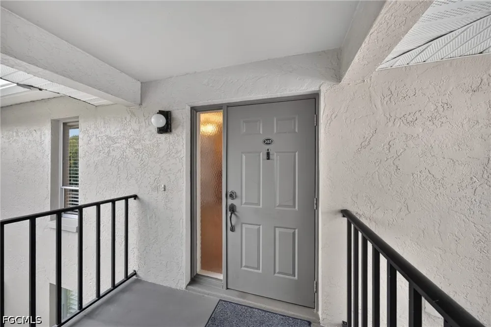 SE 19th Avenue #203 Cape Coral, FL 33904