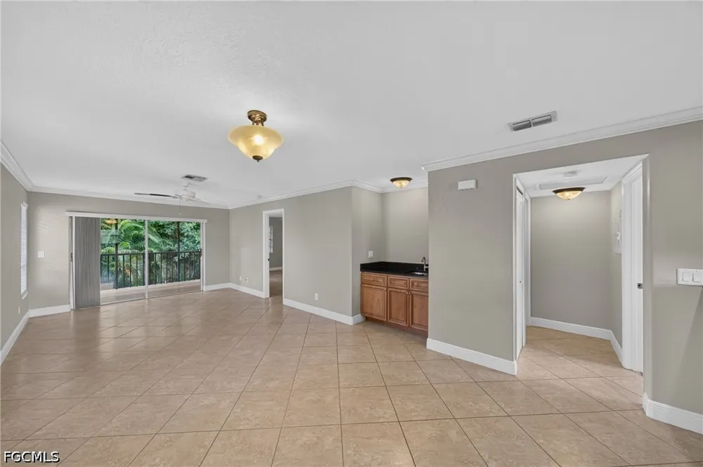 SE 19th Avenue #203 Cape Coral, FL 33904