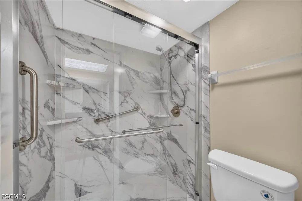 SE 19th Avenue #203 Cape Coral, FL 33904