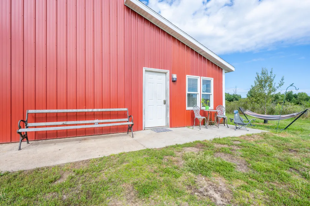 35322 72nd Street Covert, MI 49043
