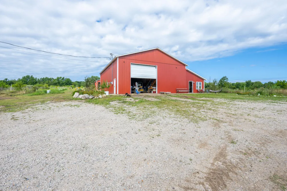 35322 72nd Street Covert, MI 49043