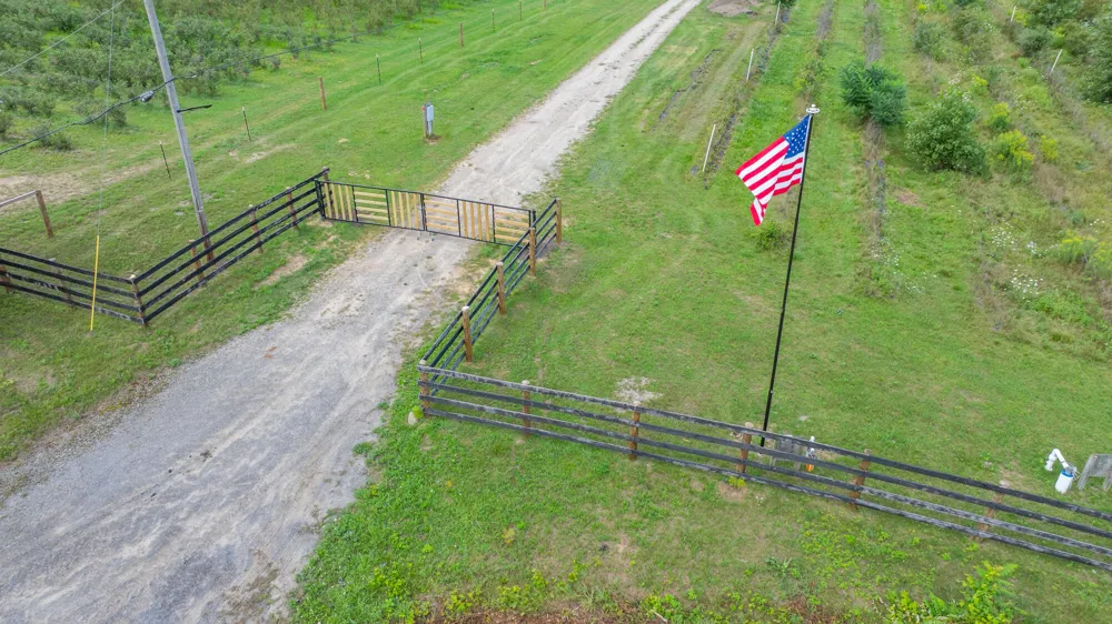 35322 72nd Street Covert, MI 49043
