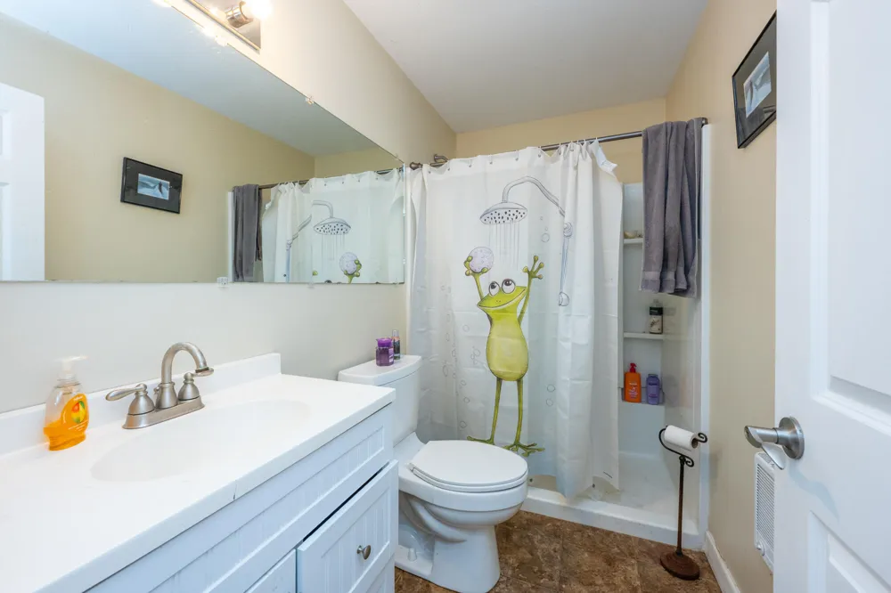 35322 72nd Street Covert, MI 49043