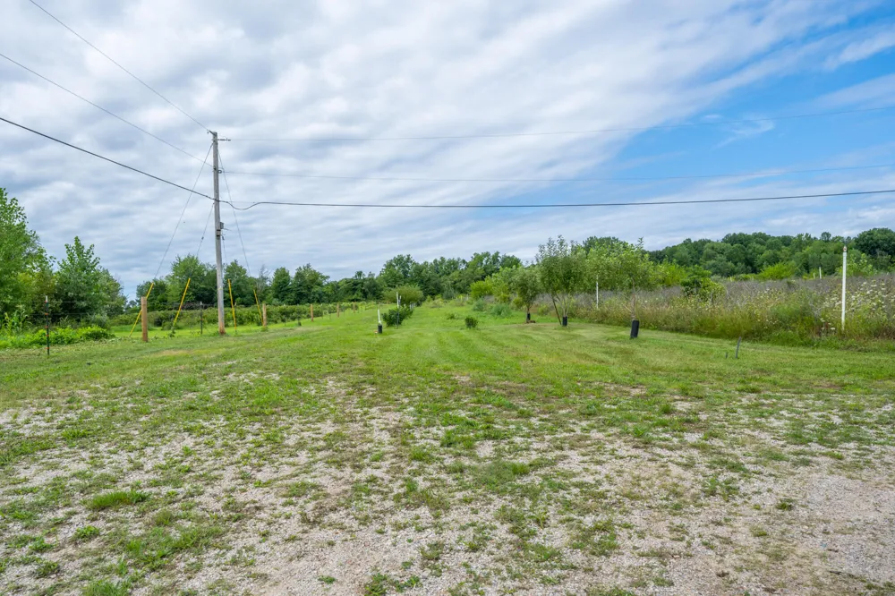 35322 72nd Street Covert, MI 49043