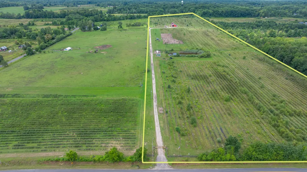 35322 72nd Street Covert, MI 49043