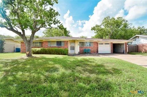 2215 Larry Drive