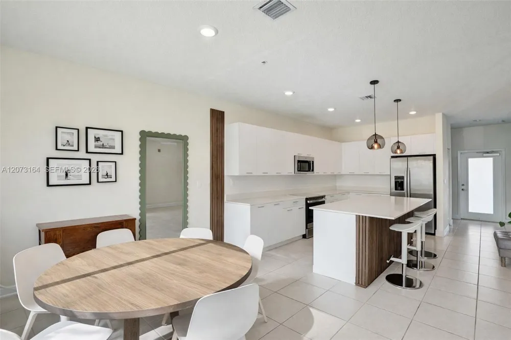 8001 NW 41st St #F-109 Doral, FL 33166