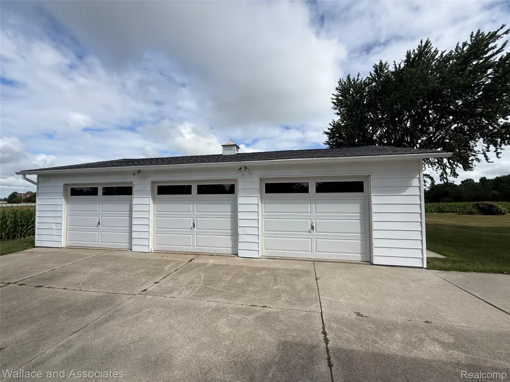 365 E Peck Road Elk Township, MI 48466