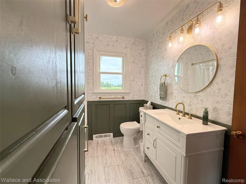 365 E Peck Road Elk Township, MI 48466
