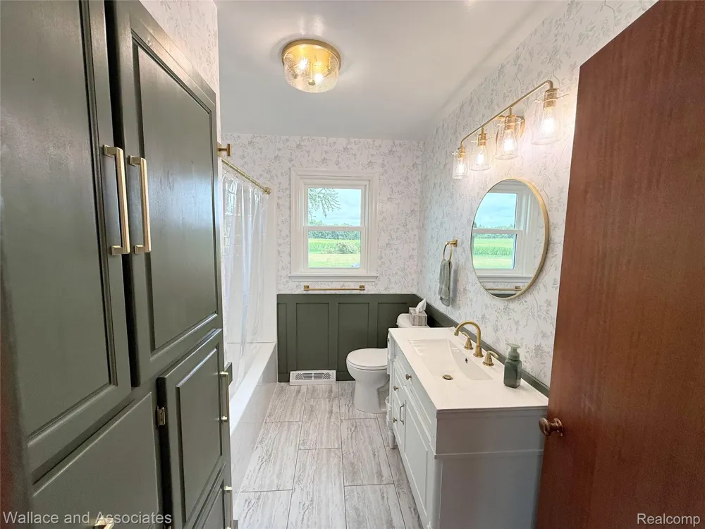 365 E Peck Road Elk Township, MI 48466