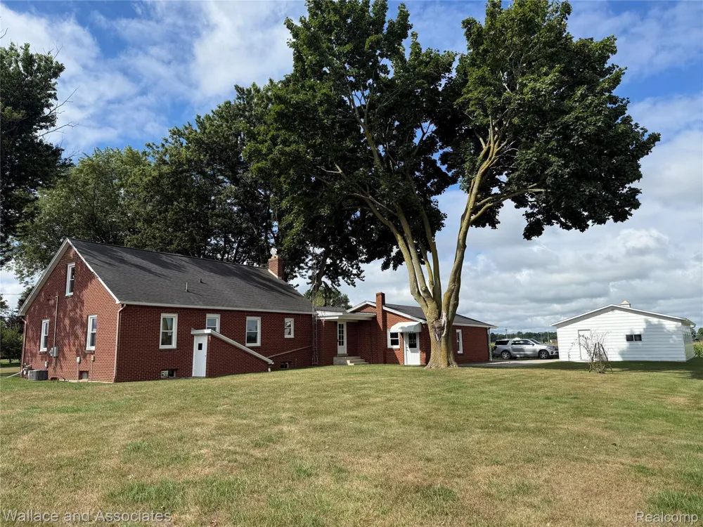 365 E Peck Road Elk Township, MI 48466