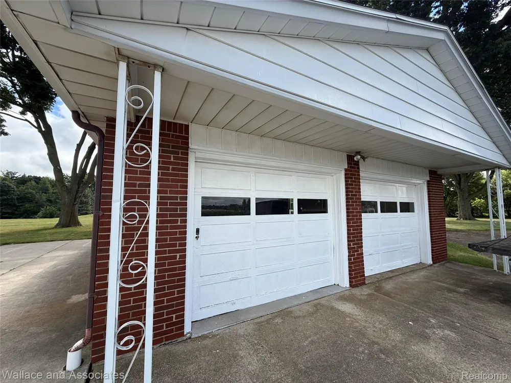 365 E Peck Road Elk Township, MI 48466