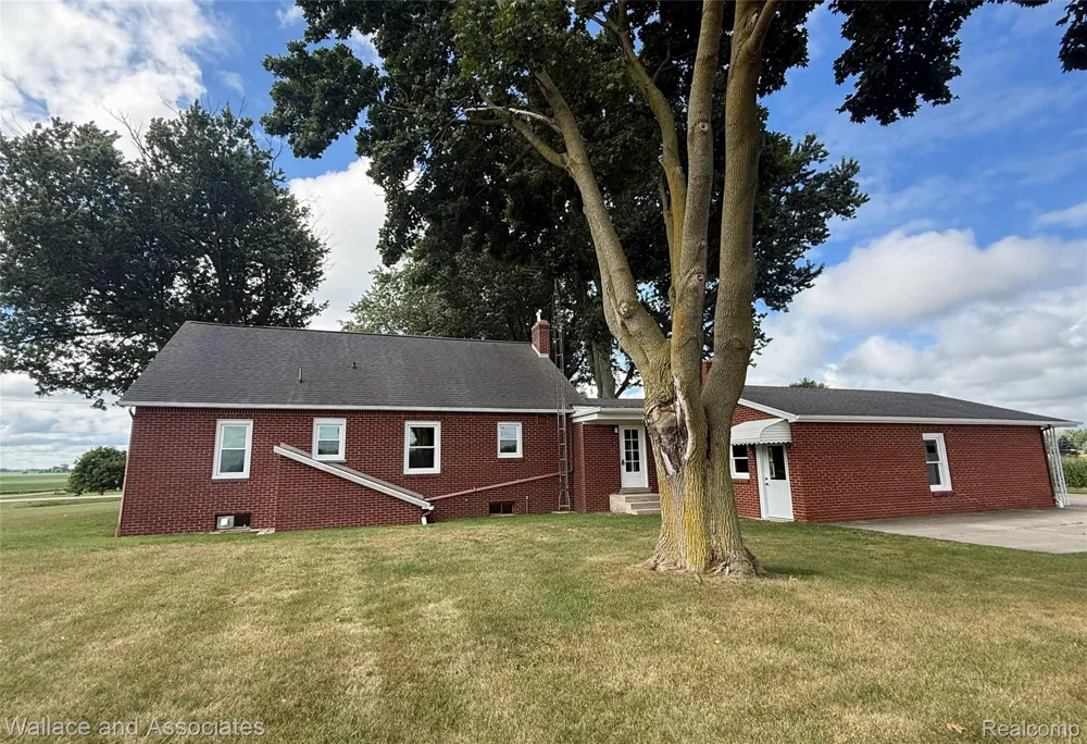 365 E Peck Road Elk Township, MI 48466