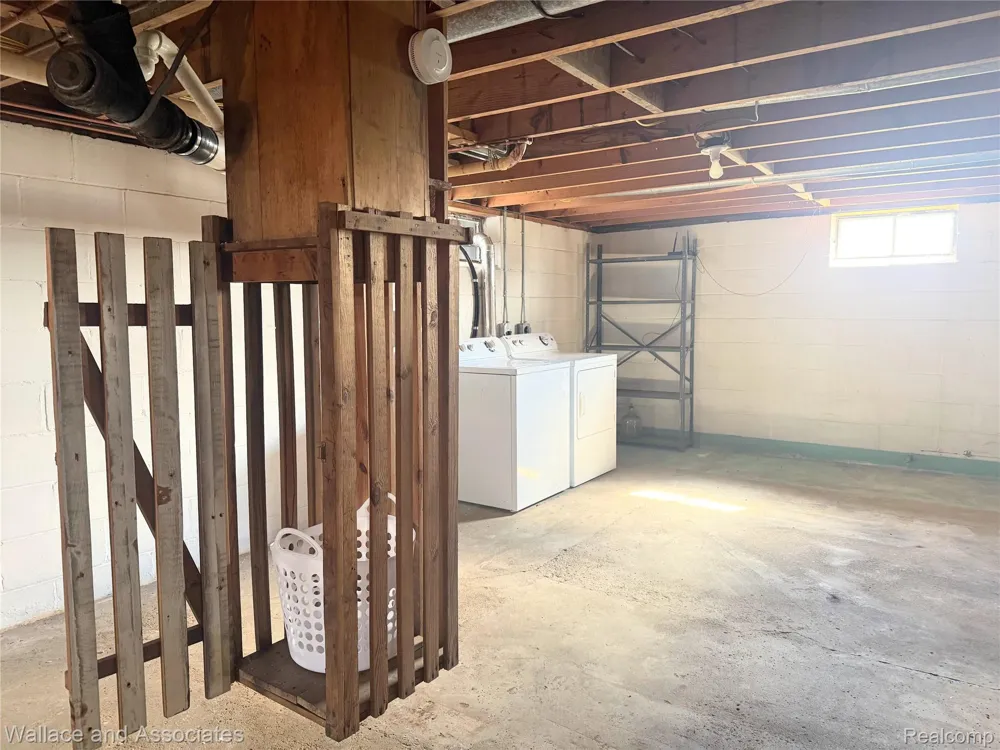 365 E Peck Road Elk Township, MI 48466