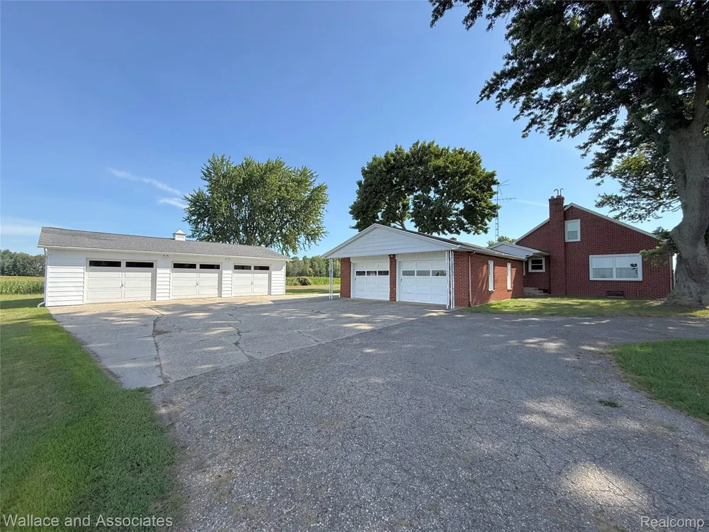 365 E Peck Road Elk Township, MI 48466