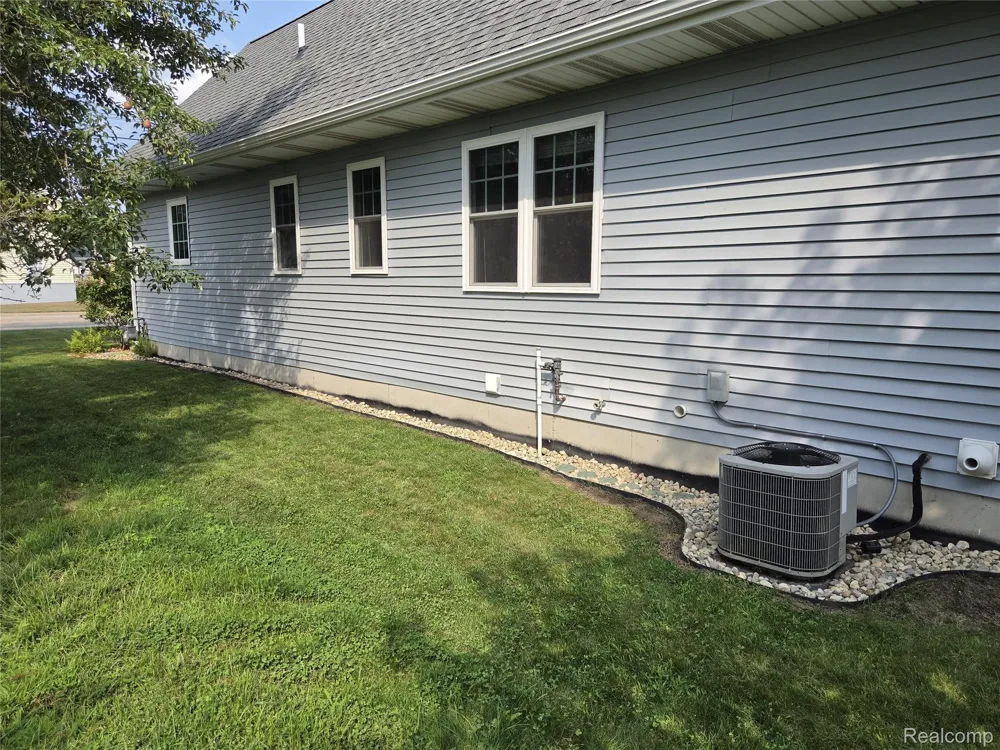 243 Ruddiman Drive North Muskegon City, MI 49445