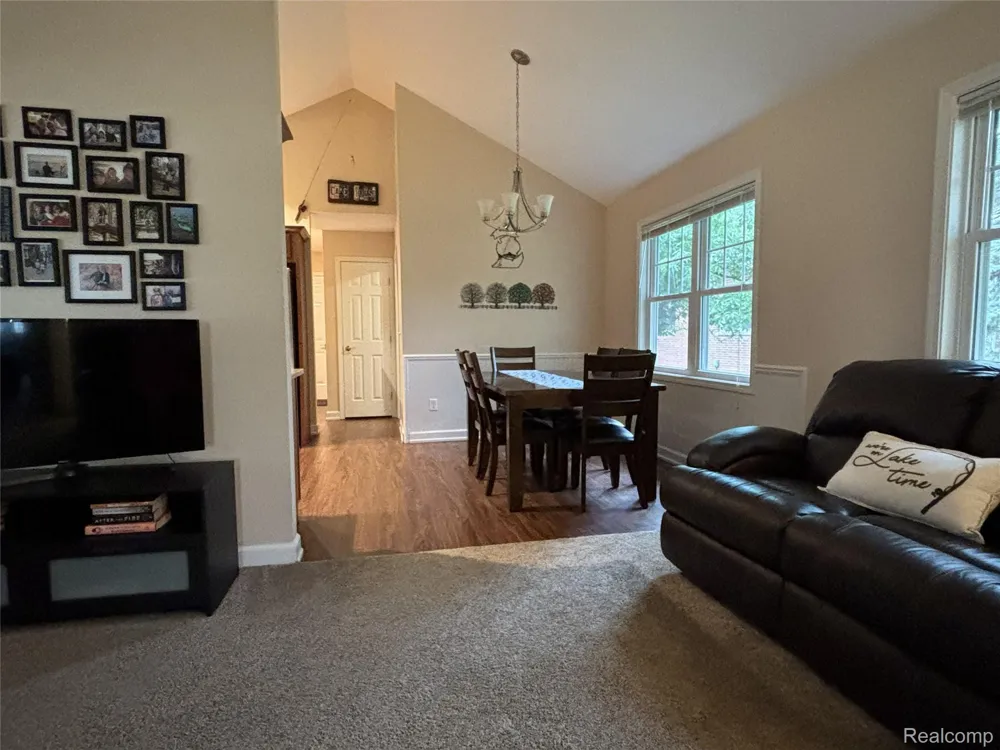 243 Ruddiman Drive North Muskegon City, MI 49445