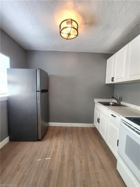2996 Francis Avenue #4