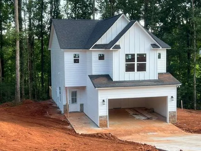 296 Stonington Drive Mount Airy, GA 30563