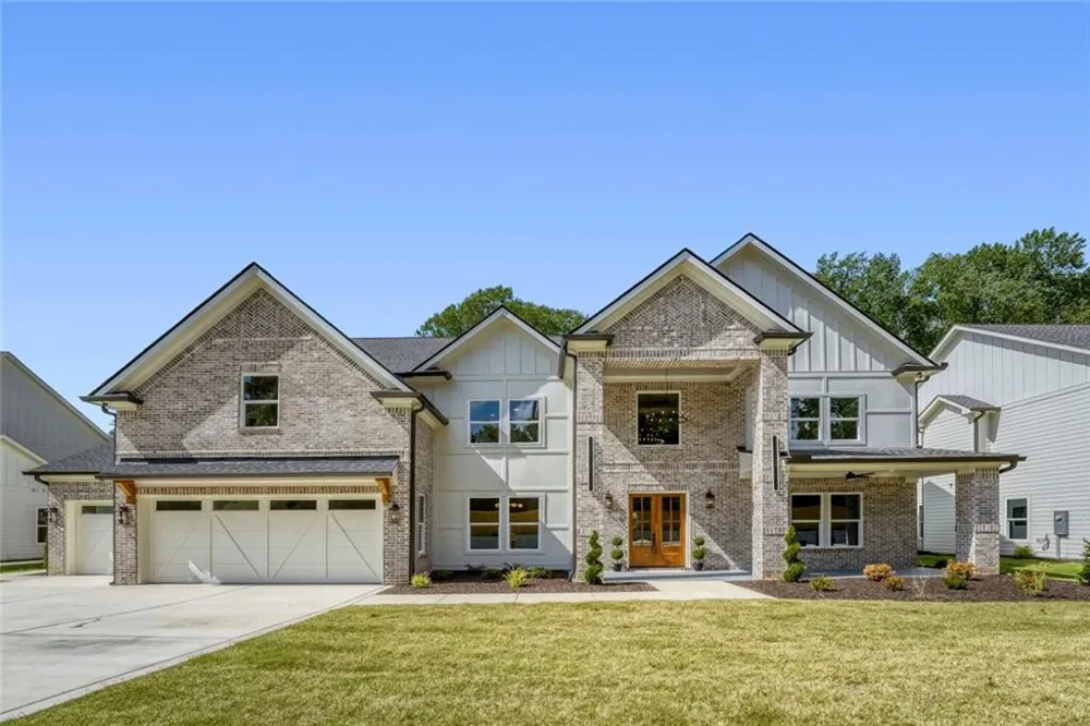 942 Cooper Road Grayson, GA 30017