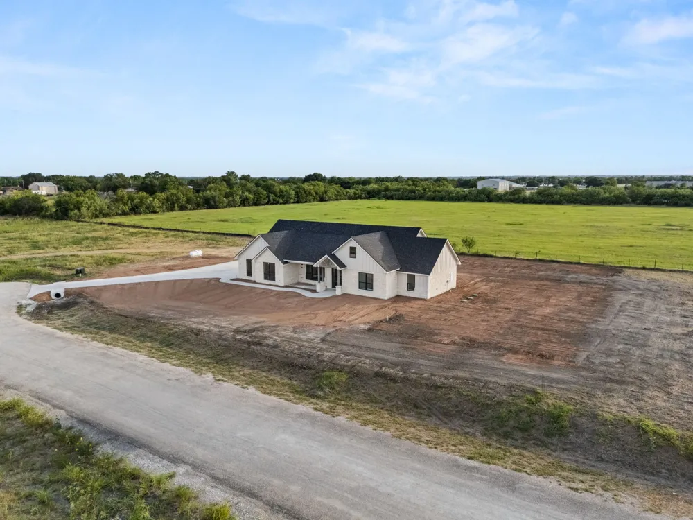 569 Lacek Mill Road China Spring, TX 76633