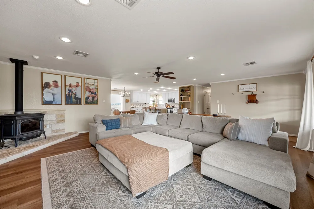 140 Angle Lane Waco, TX 76705