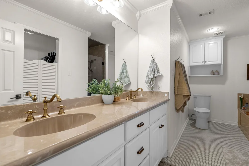 140 Angle Lane Waco, TX 76705