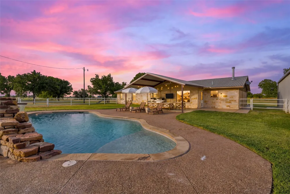 140 Angle Lane Waco, TX 76705