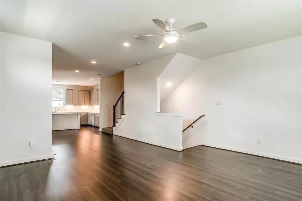 3513 S Hills Avenue Fort Worth, TX 76109