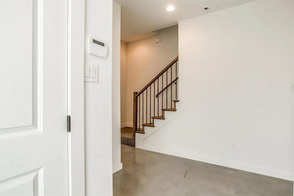 3513 S Hills Avenue Fort Worth, TX 76109