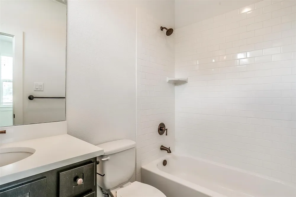 3513 S Hills Avenue Fort Worth, TX 76109