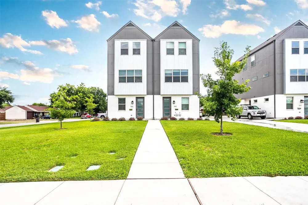 3513 S Hills Avenue Fort Worth, TX 76109