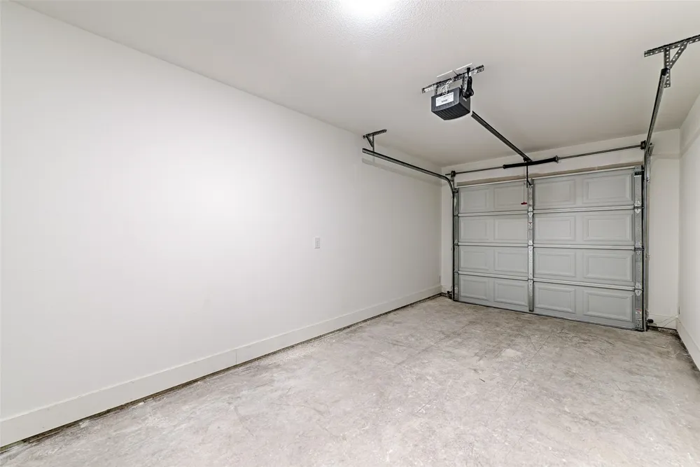 208 E Cherry Street Sherman, TX 75090